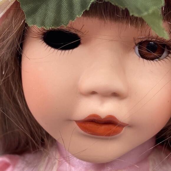 Vintage Menie Shelley Handcrafted Collectible Limited Edition Porcelain Doll 16" - Picture 2 of 12